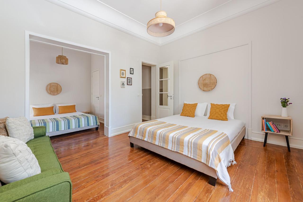 The Local Guest House Lisbon Bagian luar foto