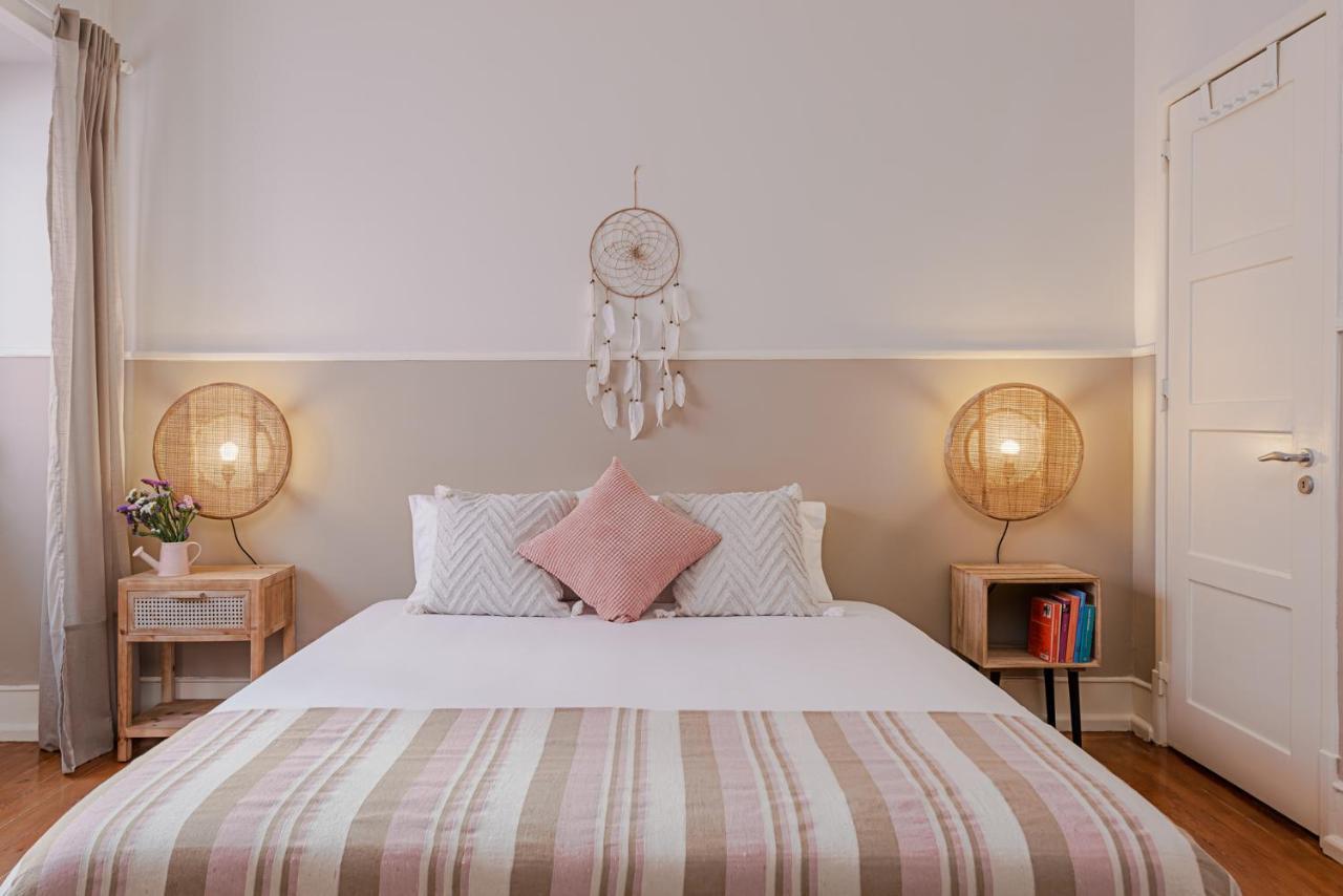 The Local Guest House Lisbon Bagian luar foto