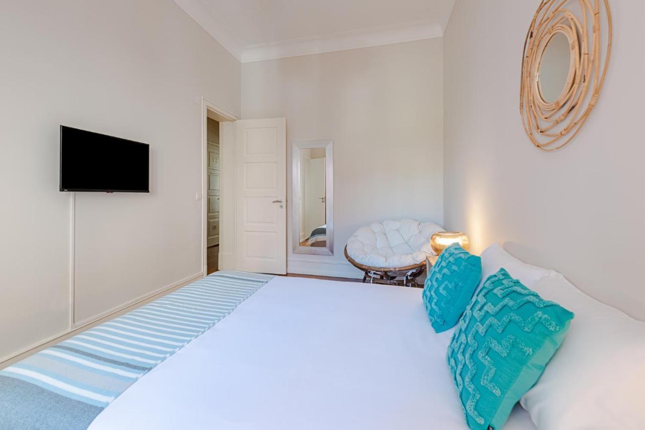 The Local Guest House Lisbon Bagian luar foto